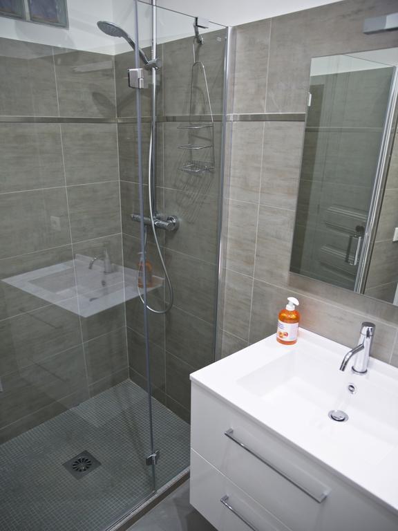 "Le Jazzy" By Enjoynice, 3-Bedroom, 2-Bathroom Spacious Central Apartment المظهر الخارجي الصورة